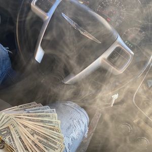 Meet your Posher, Janelle